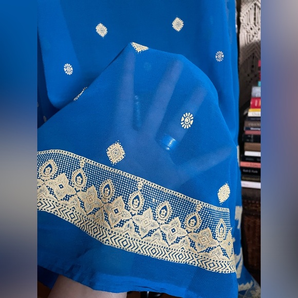 Electric blue chiffon silk wrap - Picture 10 of 12